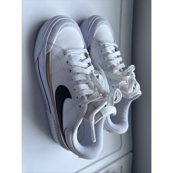 Nike Court Legacy Lift Women’s Size 5.5 - Picture 2 of 10